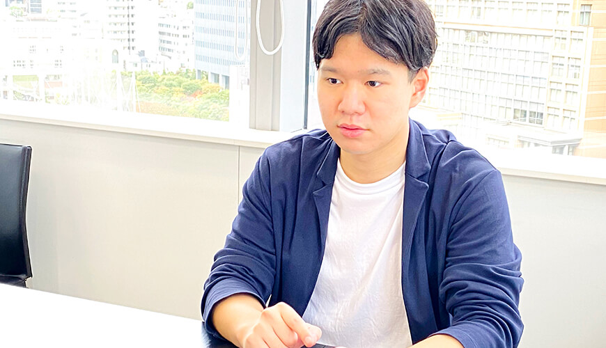インタビューイメージ２
